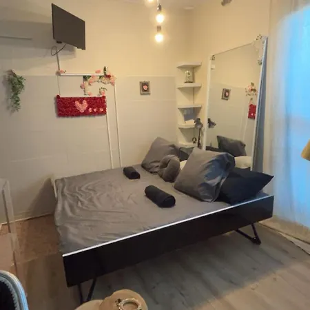 Studio Bien Etre Au Coeur De Perpignan * Περπινιάν