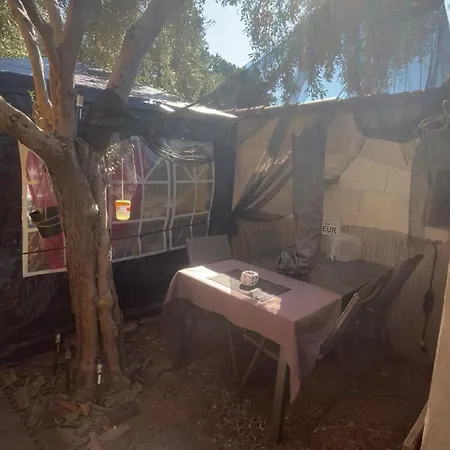 Evasion Privee 66 アパート *